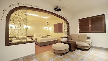 Paradia Hotel Busan 0*,